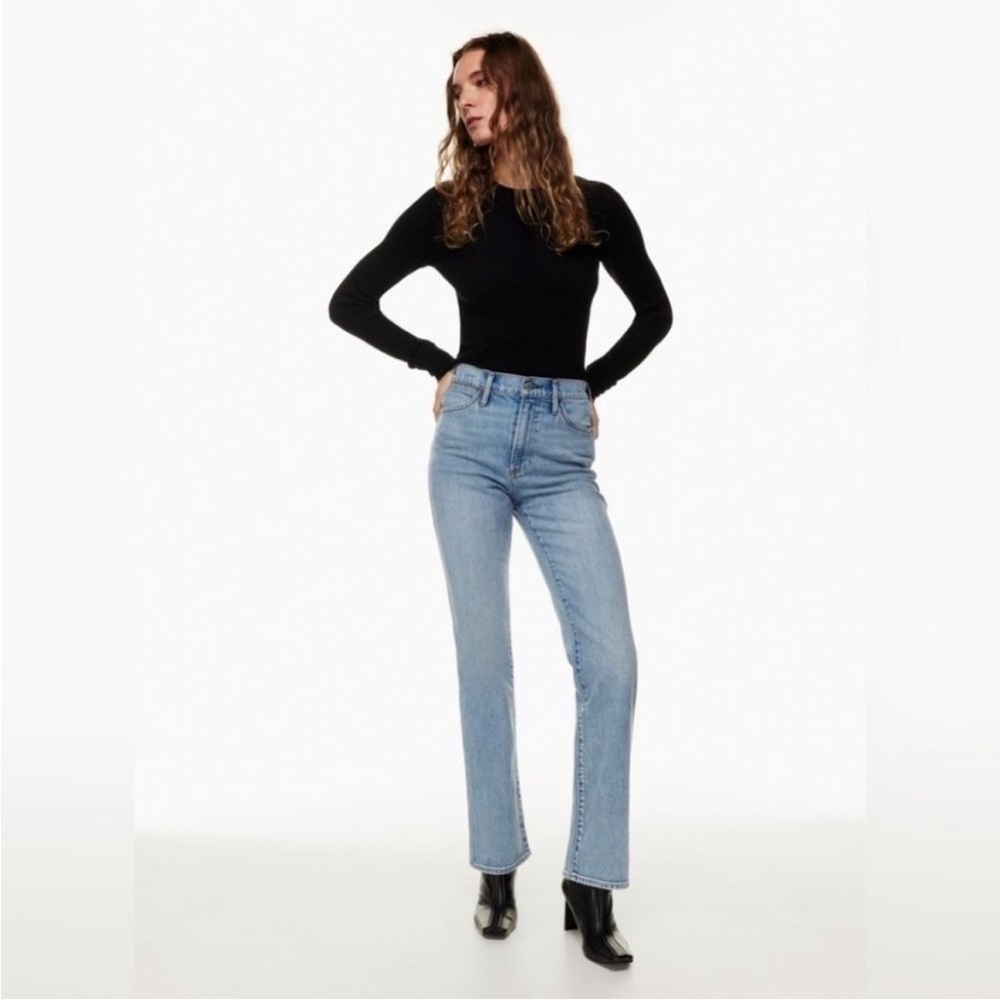 Aritzia Denim Forum The Cowgirl High Rise Boot Cut Jeans Size 25 B2
